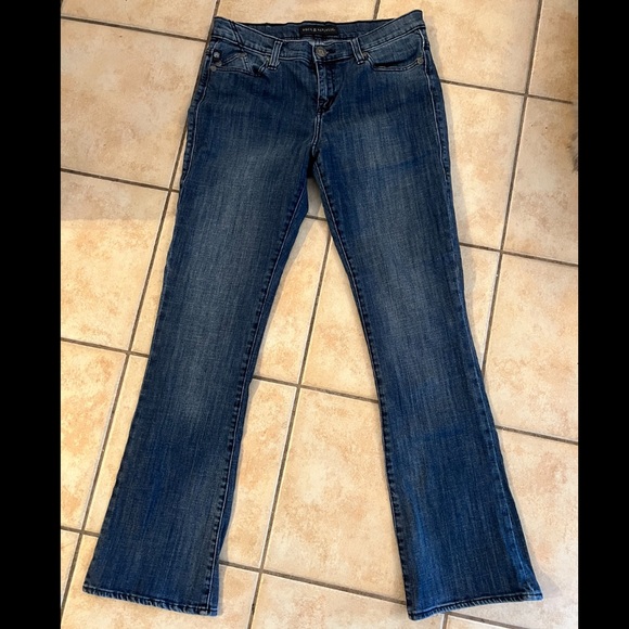 Rock & Republic size 12 mid rise bootcut Kasandra Jeans with button pockets - Picture 2 of 8